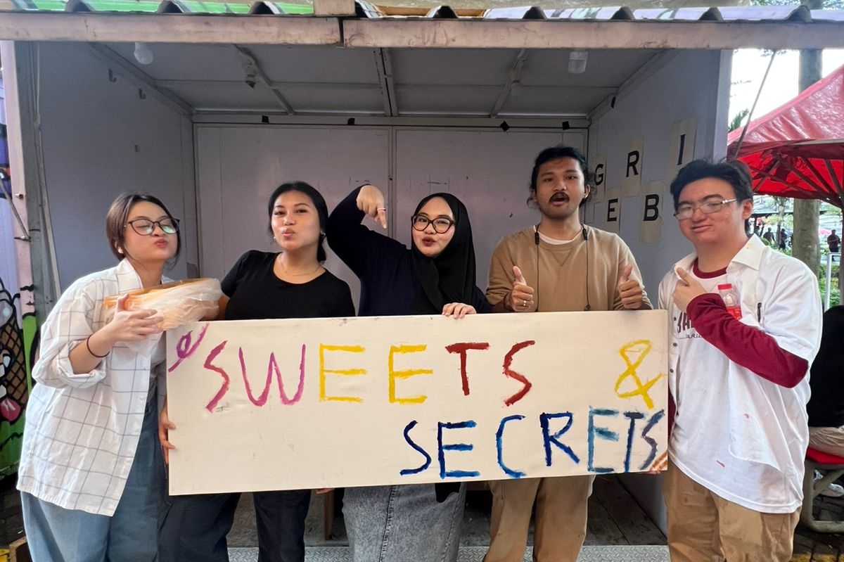 Sweet & Secrets